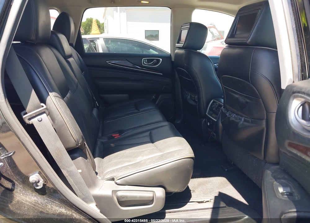 2013 INFINITI JX35 VIN: 5N1AL0MM6DC318102