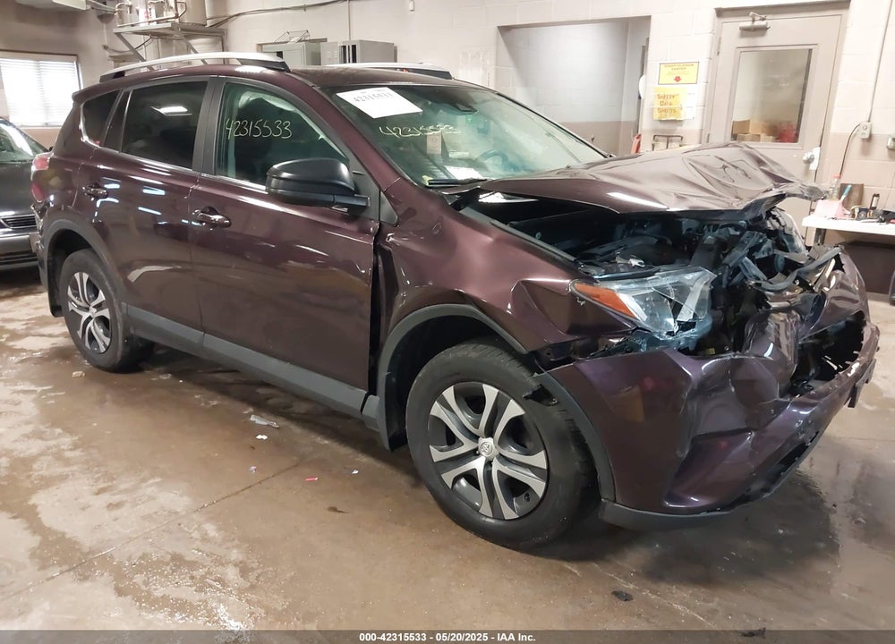 2018 TOYOTA RAV4 LE VIN: 2T3BFREV1JW744056