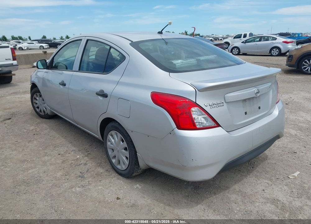 2015 NISSAN VERSA 1.6 S+ VIN: 3N1CN7AP5FL821287