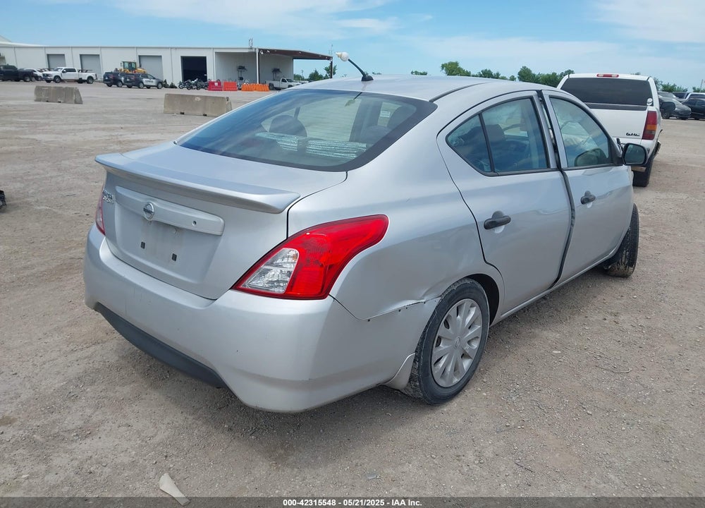 2015 NISSAN VERSA 1.6 S+ VIN: 3N1CN7AP5FL821287