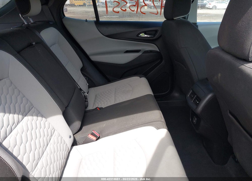 2019 CHEVROLET EQUINOX VIN: 2GNAXTEV8K6249492