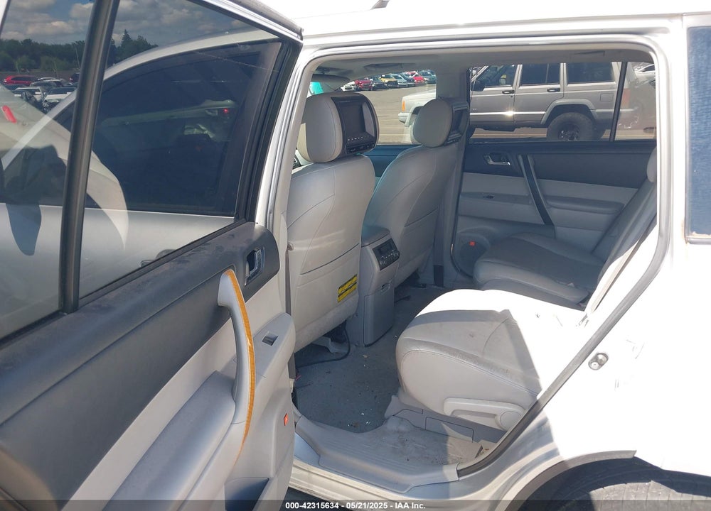 2008 TOYOTA HIGHLANDER HYBRID LIMITED VIN: JTEEW44A182005010