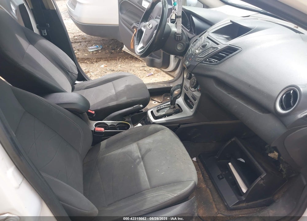 2015 FORD FIESTA SE VIN: 3FADP4BJ7FM167624