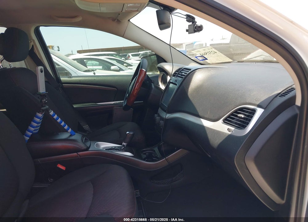 2011 DODGE JOURNEY VIN: 3D4PG7FG0BT534423