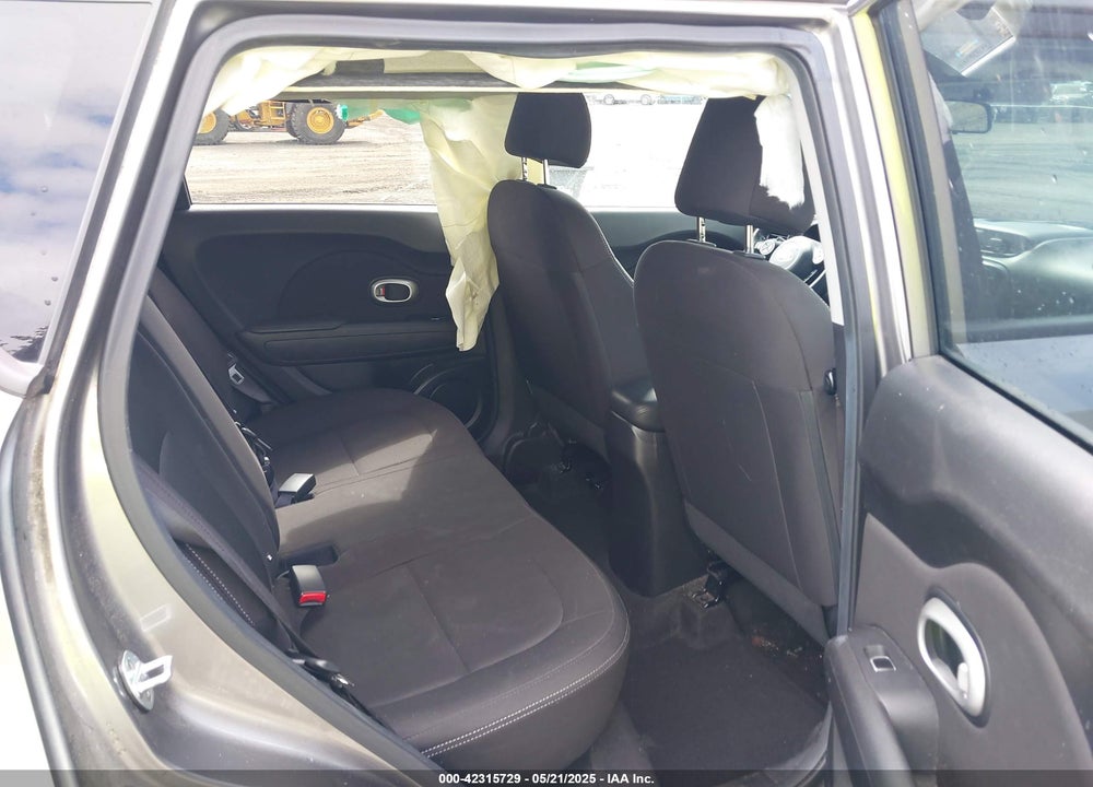 2018 KIA SOUL VIN: KNDJN2A22J7547510