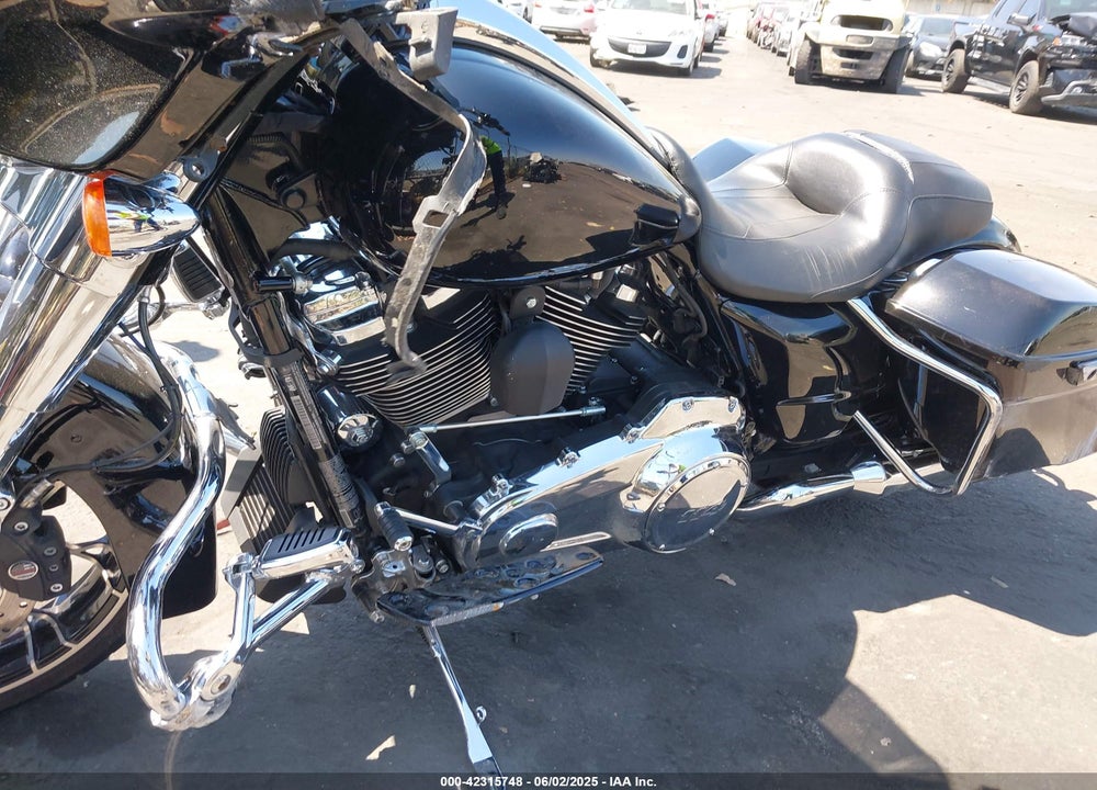 2021 HARLEY-DAVIDSON FLHXS VIN: 1HD1KRP27MB608083