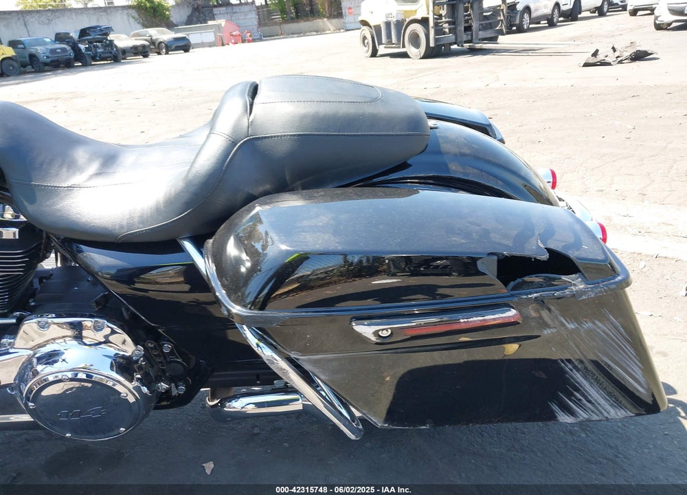 2021 HARLEY-DAVIDSON FLHXS VIN: 1HD1KRP27MB608083