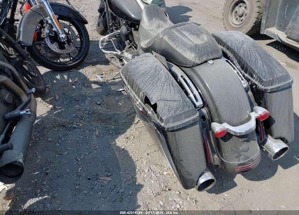 2021 HARLEY-DAVIDSON FLHXS VIN: 1HD1KRP27MB608083