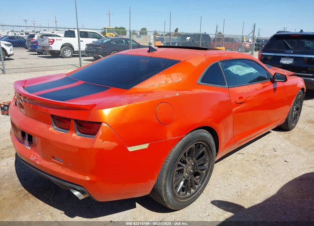 2011 CHEVROLET CAMARO VIN: 2G1FK1EJ8B9187047