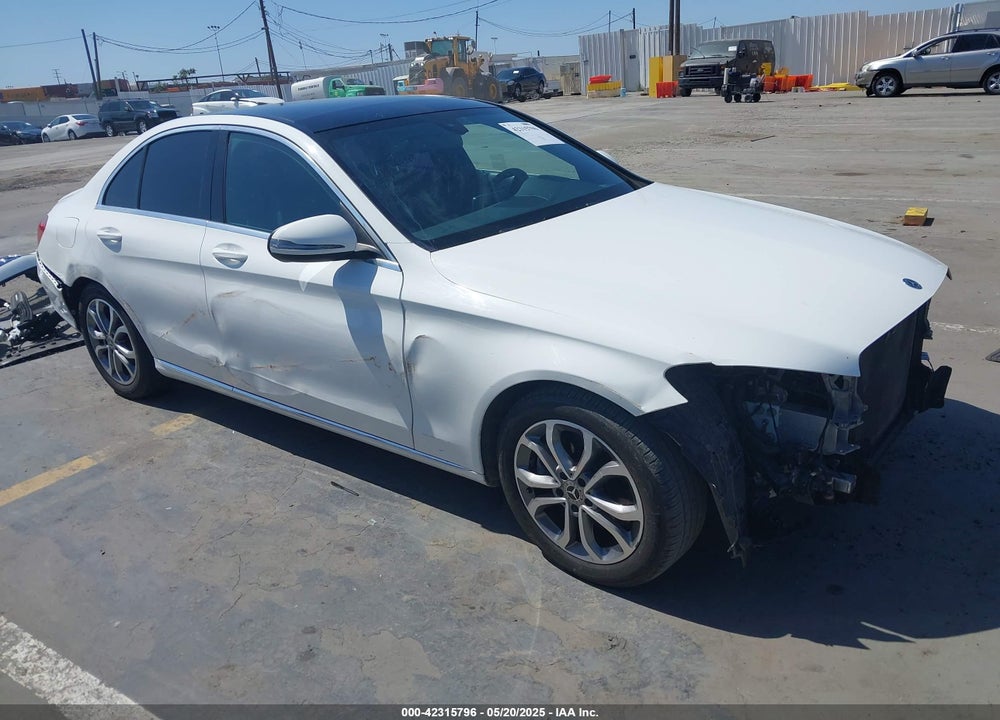 2018 MERCEDES-BENZ C 300 VIN: 55SWF4JB8JU272135