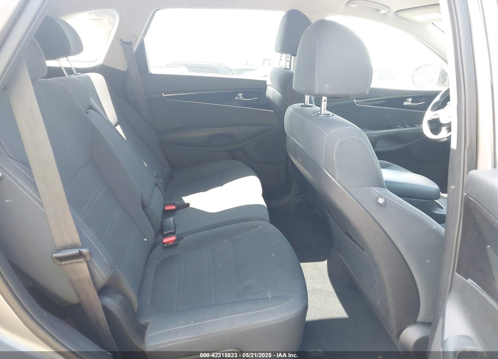 2018 KIA SORENTO 2.4L L VIN: 5XYPG4A35JG374366