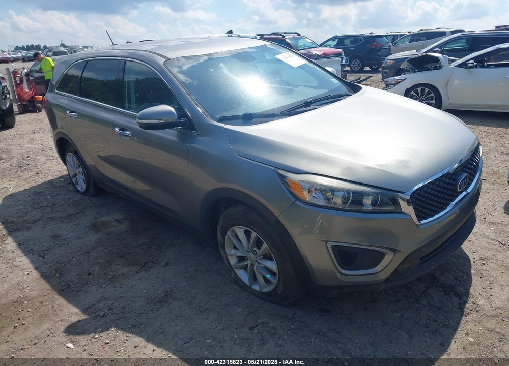 2018 KIA SORENTO 2.4L L VIN: 5XYPG4A35JG374366