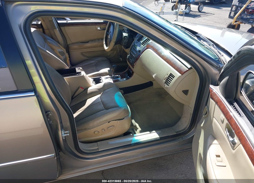 2007 CADILLAC DTS VIN: 1G6KD57Y97U198072