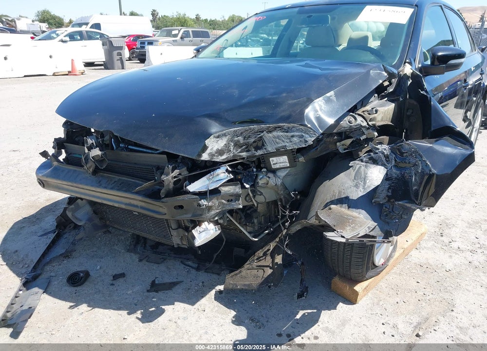 2012 VOLKSWAGEN JETTA 2.5L SE VIN: 3VWDP7AJ5CM013435