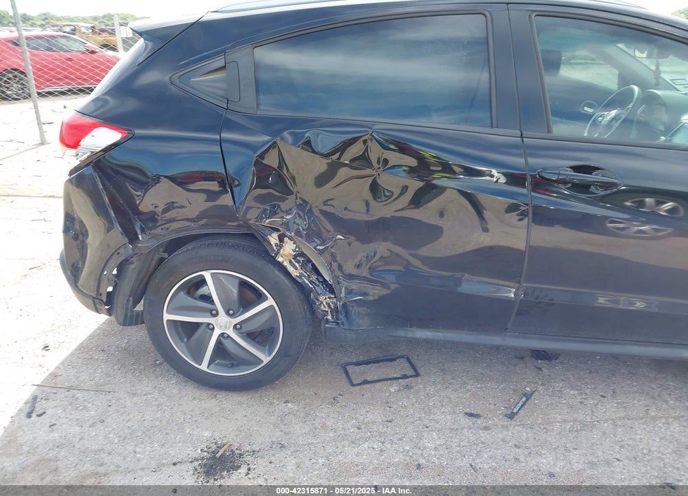 2021 HONDA HR-V VIN: 3CZRU5H50MM708285