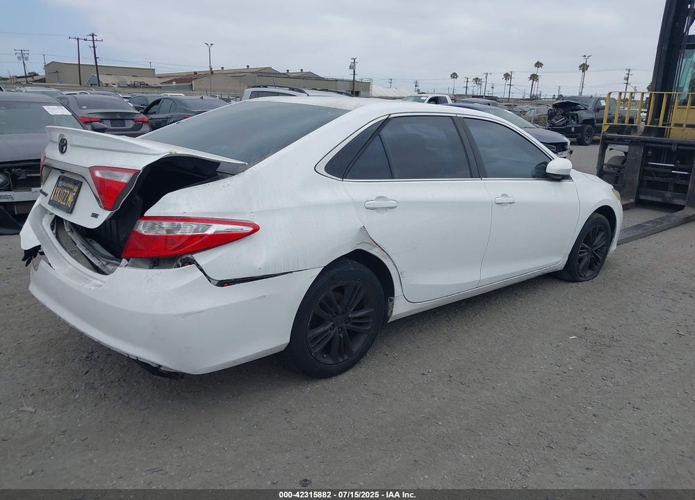 2015 TOYOTA CAMRY SE VIN: 4T1BF1FK4FU979766
