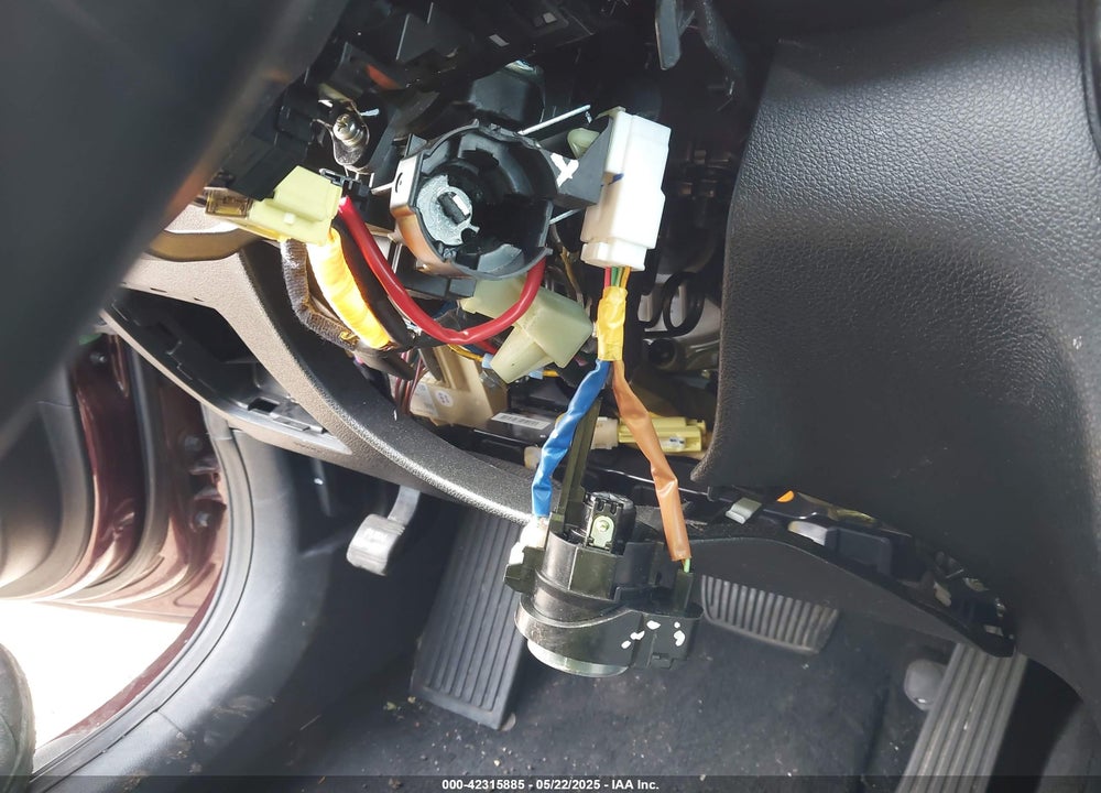 2019 KIA OPTIMA VIN: 5XXGT4L38KG300261