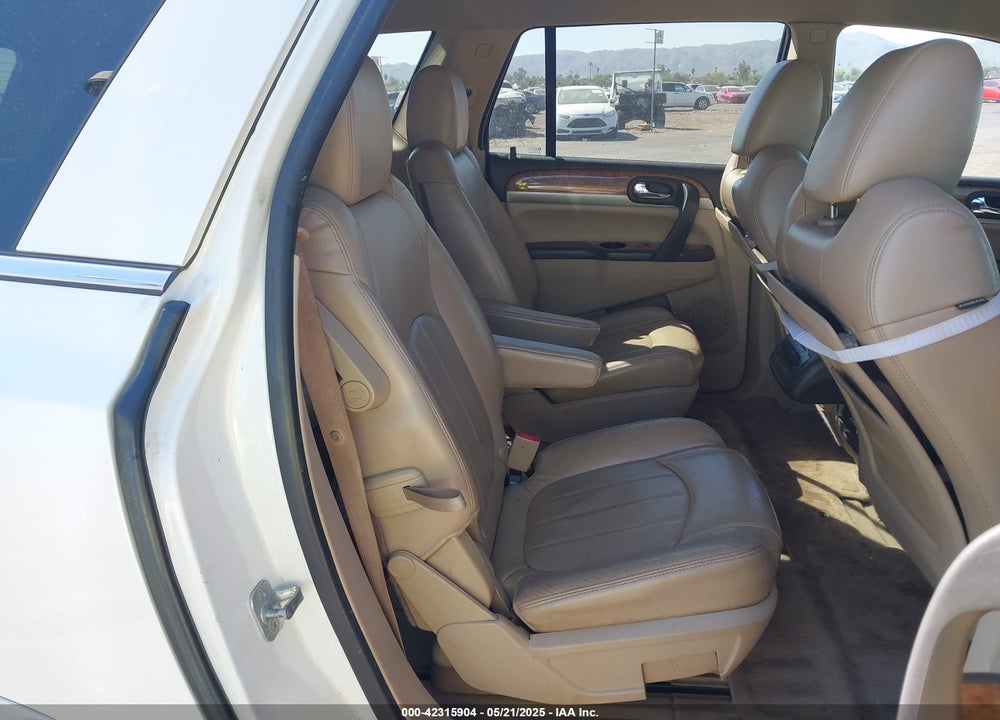 2011 BUICK ENCLAVE 2XL VIN: 5GAKRCED5BJ103750
