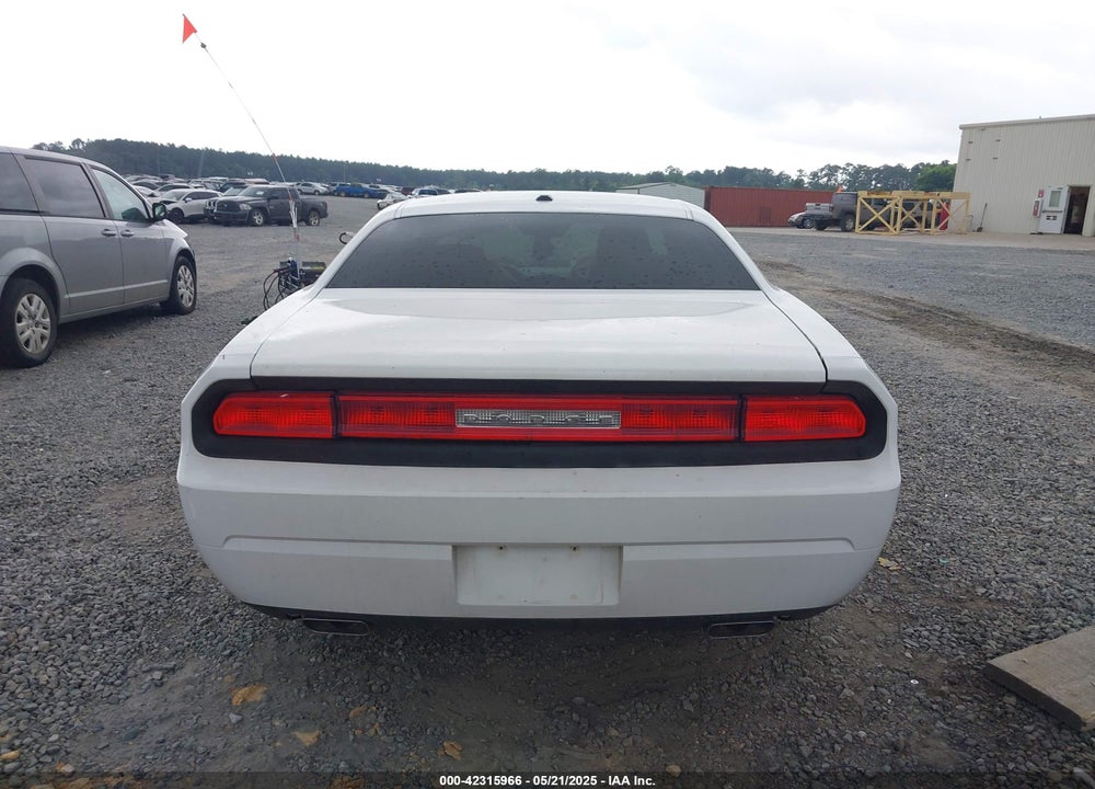 2011 DODGE CHALLENGER VIN: 2B3CJ4DG4BH603008