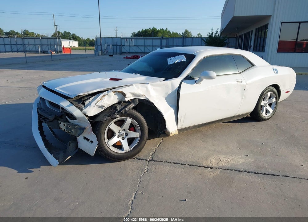 2011 DODGE CHALLENGER VIN: 2B3CJ4DG4BH603008