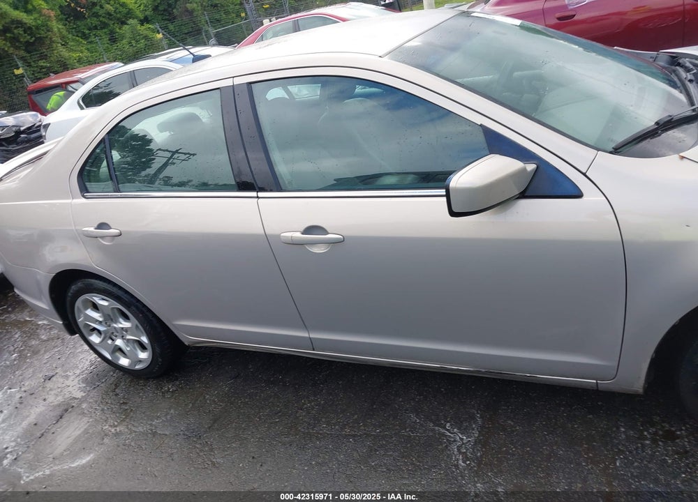 2010 FORD FUSION VIN: 3FAHP0HA4AR201600