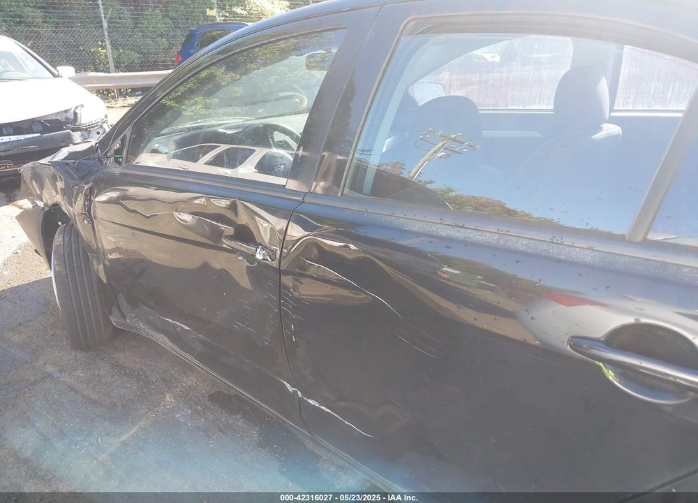2009 MITSUBISHI LANCER ES/ES SPORT VIN: JA3AU26U29U022200