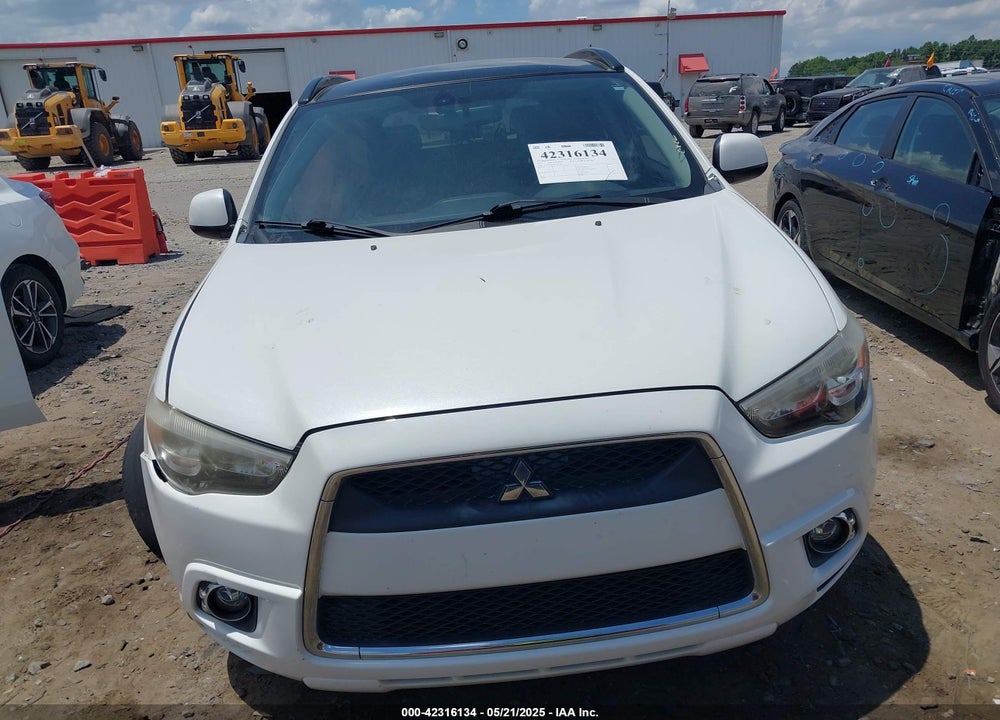 2011 MITSUBISHI OUTLANDER SPORT SE VIN: JA4AP4AU8BZ012589