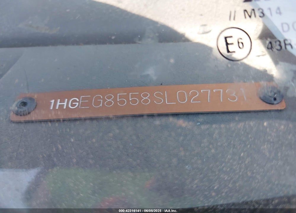 1995 HONDA CIVIC LX VIN: 1HGEG8558SL027731