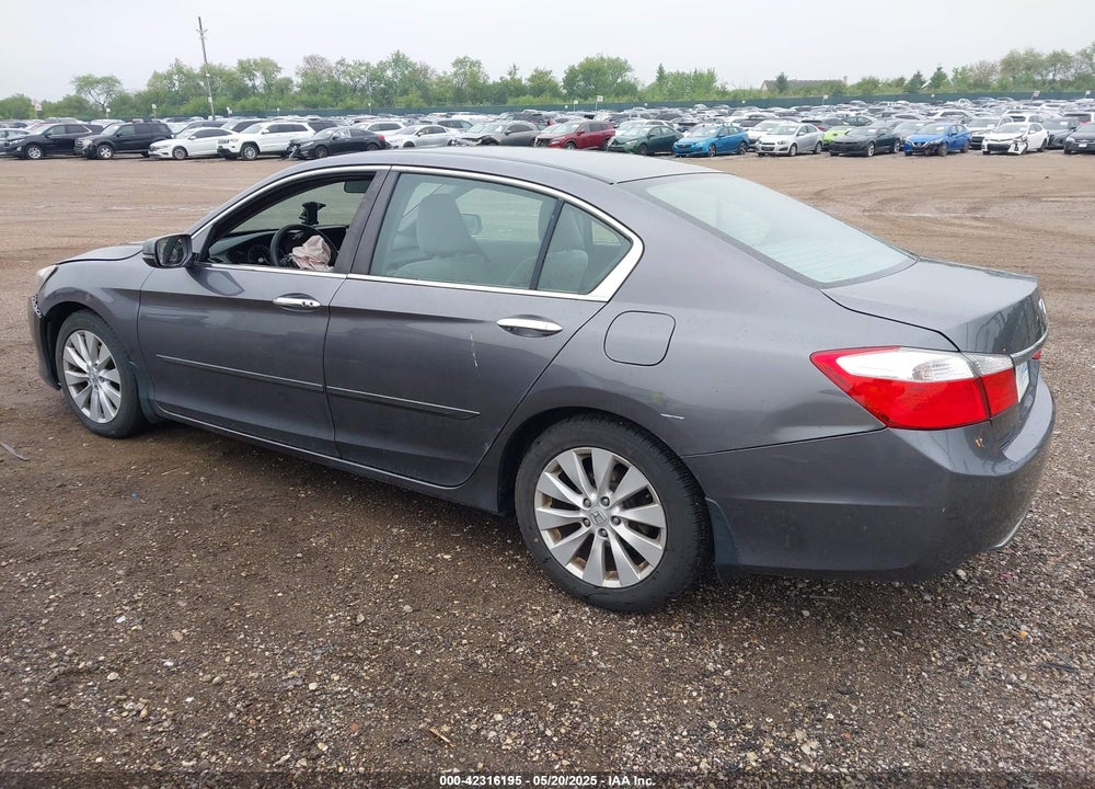 2015 HONDA ACCORD VIN: 1HGCR2F75FA022227