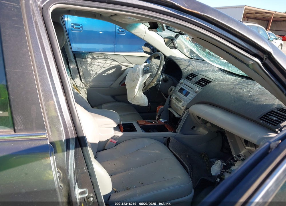 2011 TOYOTA CAMRY XLE VIN: 4T4BF3EK8BR175113