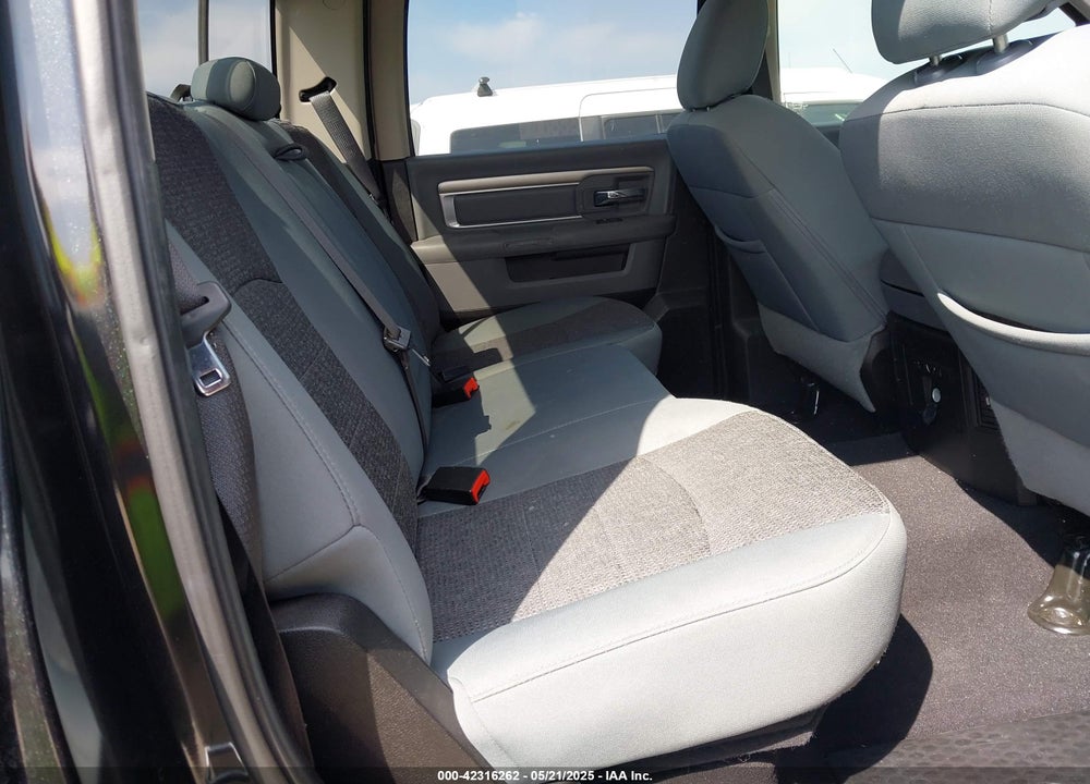 2019 RAM 1500 CLASSIC LONE STAR 4X2 5'7 BOX VIN: 1C6RR6LT0KS539223