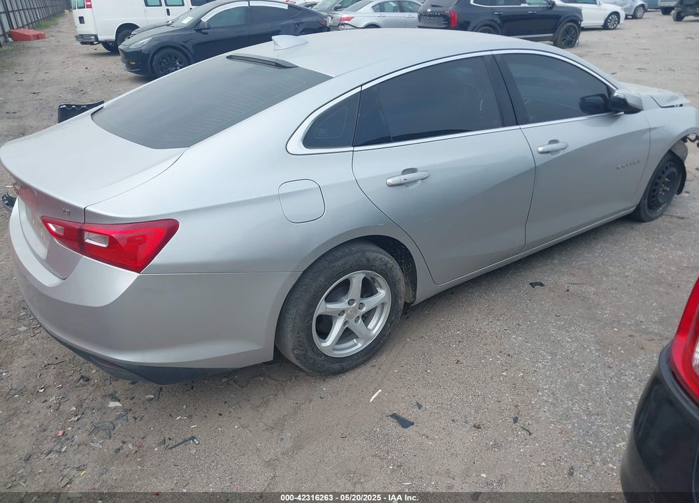 2018 CHEVROLET MALIBU LT VIN: 1G1ZD5ST2JF130353