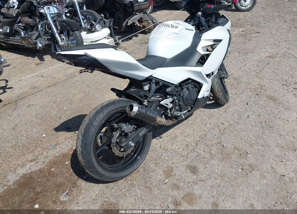 2020 KAWASAKI EX400 VIN: JKAEXKG15LDA82037