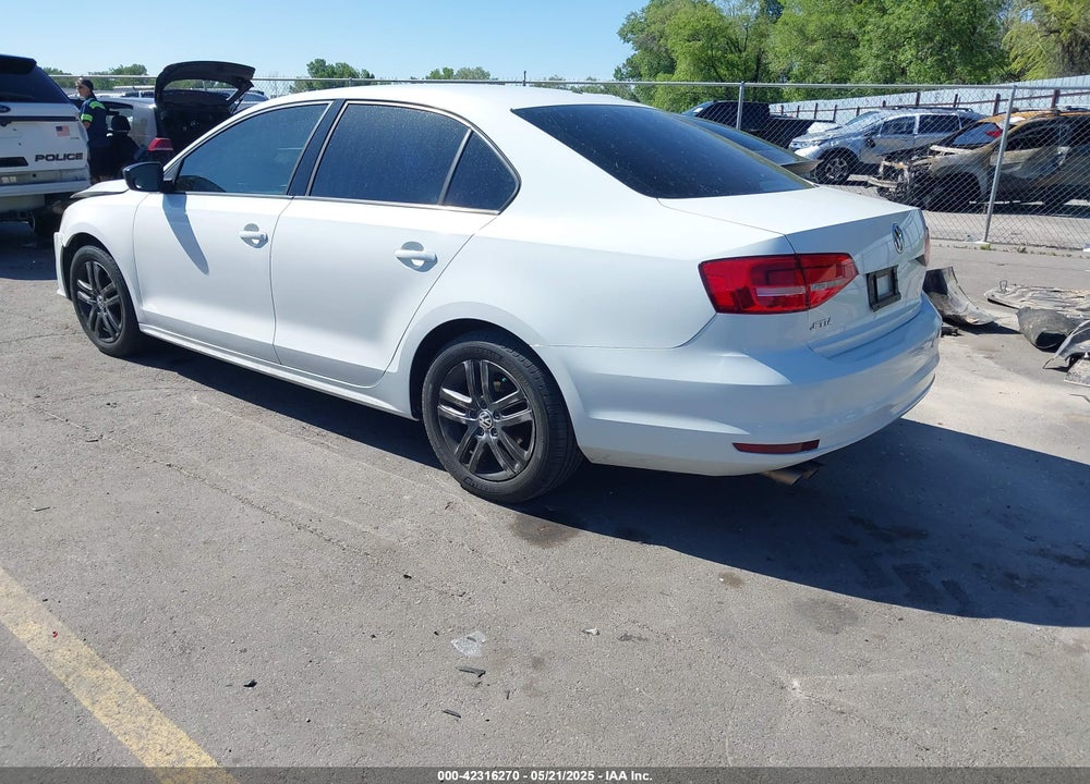 2015 VOLKSWAGEN JETTA 2.0L S VIN: 3VW2K7AJXFM224608