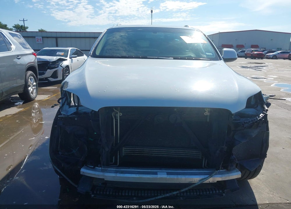 2014 AUDI Q7 VIN: WA1DGAFE1ED015090