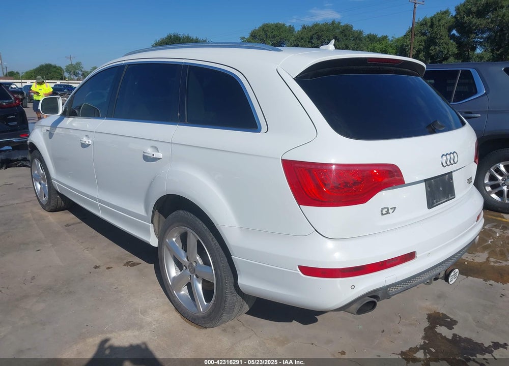 2014 AUDI Q7 VIN: WA1DGAFE1ED015090