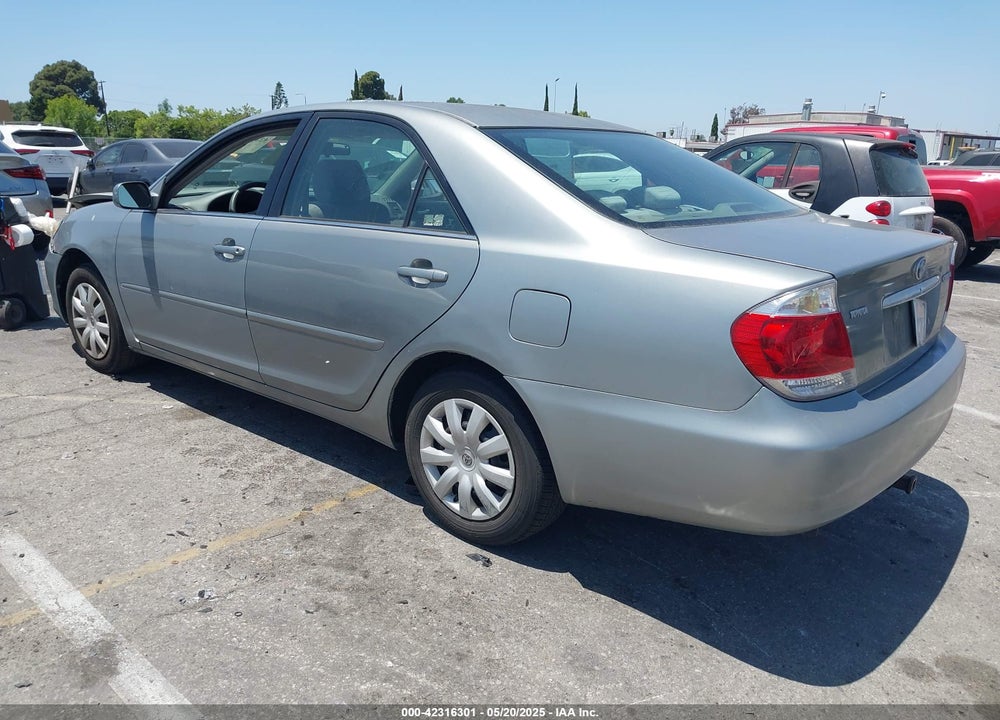 2005 TOYOTA CAMRY LE VIN: 4T1BE32K75U572107