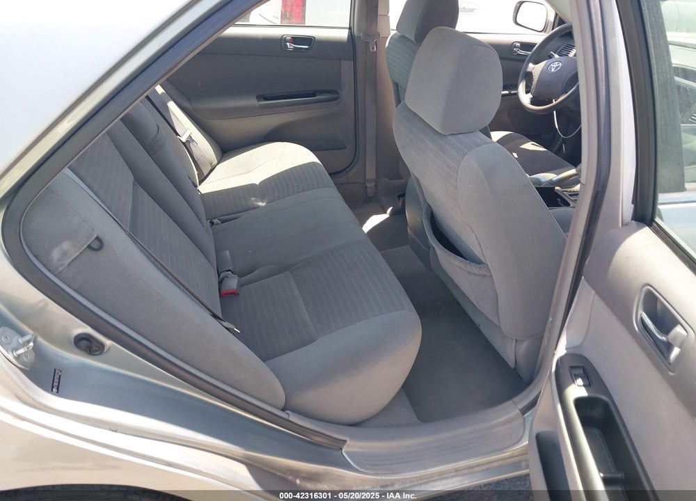 2005 TOYOTA CAMRY LE VIN: 4T1BE32K75U572107