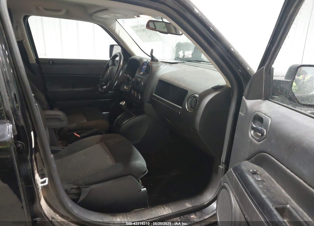 2014 JEEP PATRIOT VIN: 1C4NJRFBXED762896