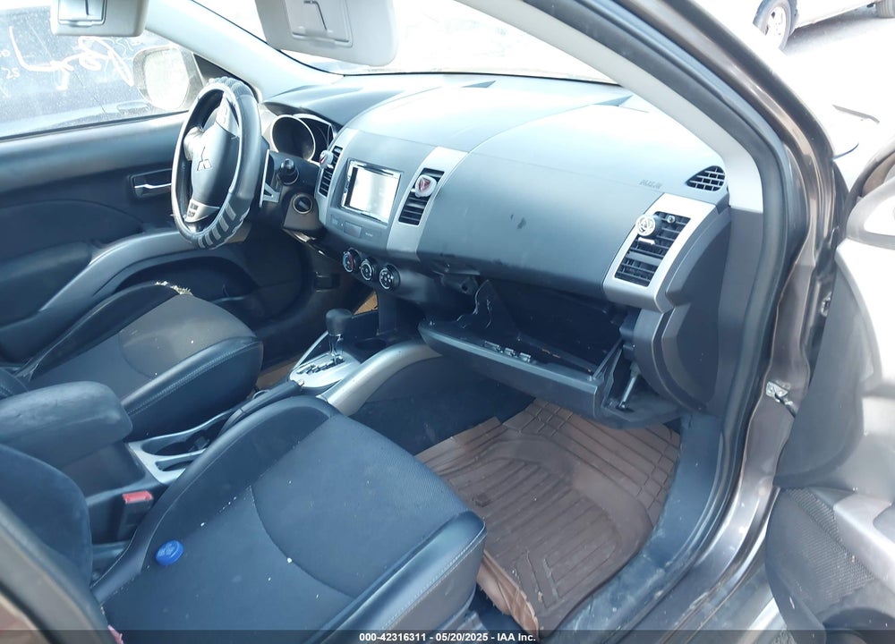 2010 MITSUBISHI OUTLANDER VIN: JA4JT3AW4AZ010604