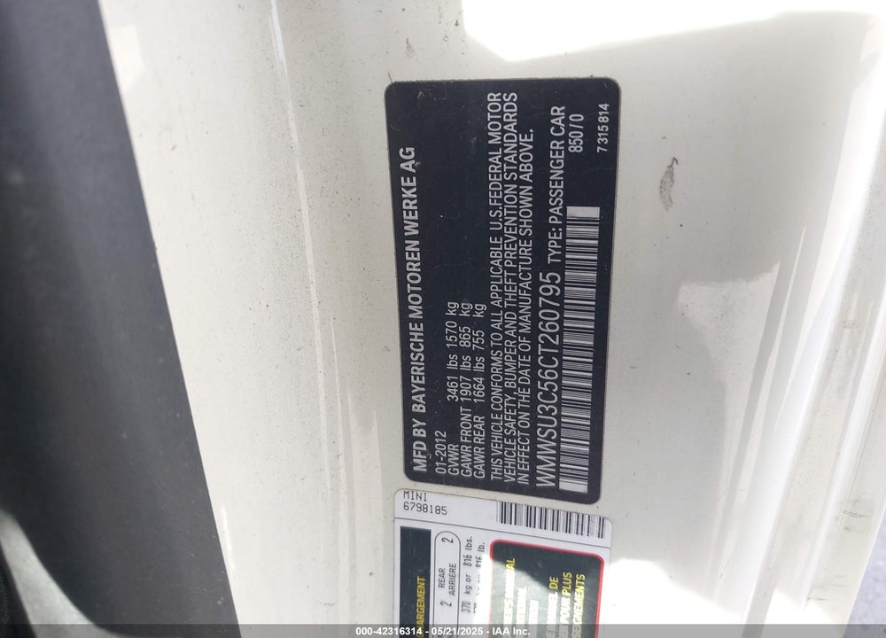 2012 MINI COOPER VIN: WMWSU3C56CT260795