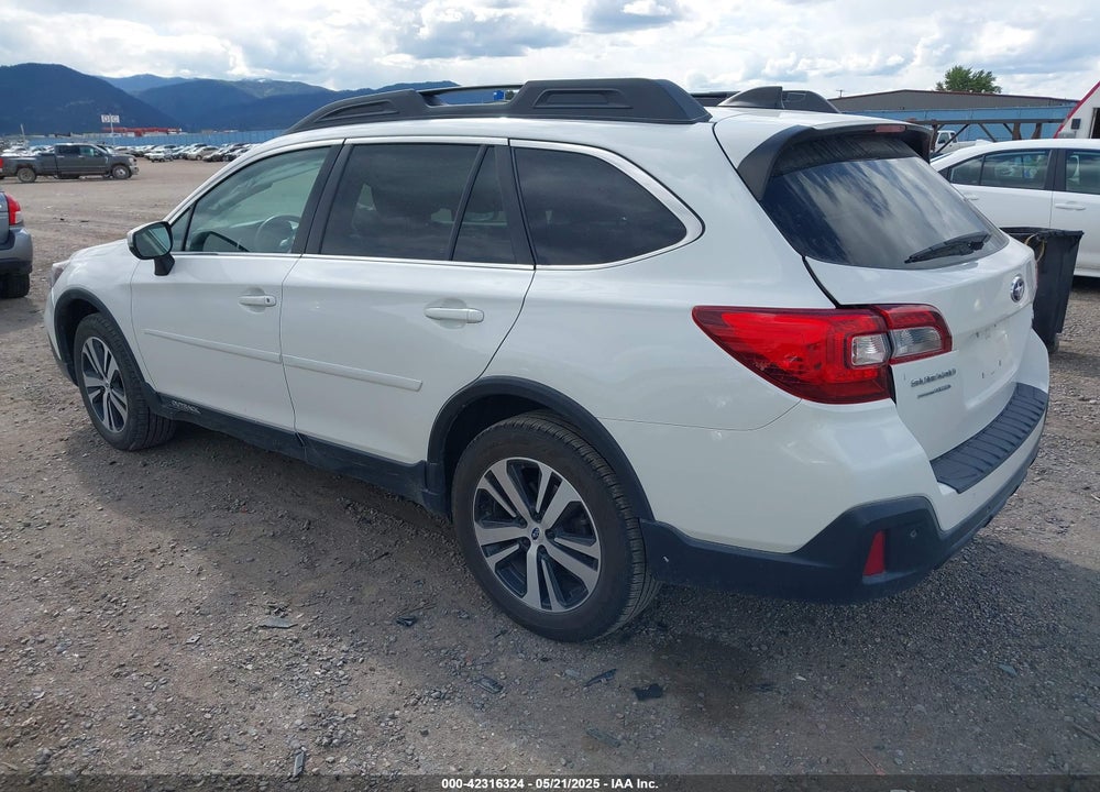 2018 SUBARU OUTBACK VIN: 4S4BSENC8J3215625