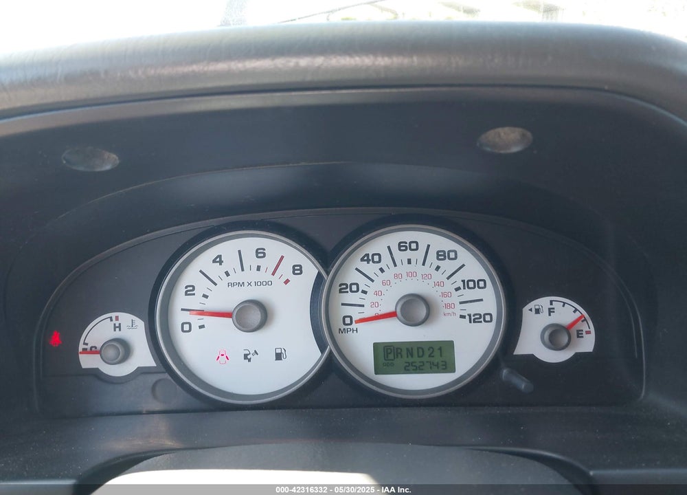 2006 FORD ESCAPE VIN: 1FMYU93166KB18305