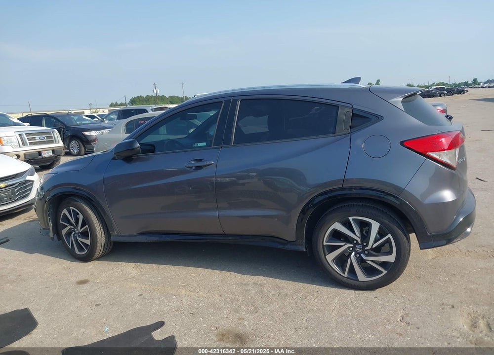 2019 HONDA HR-V VIN: 3CZRU5H15KG705987