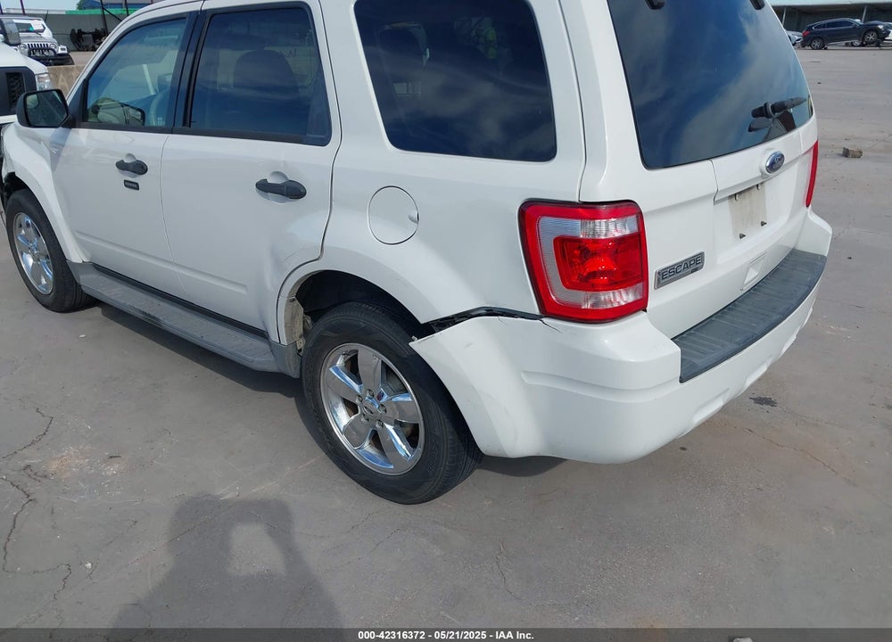 2011 FORD ESCAPE VIN: 1FMCU0D78BKB52619