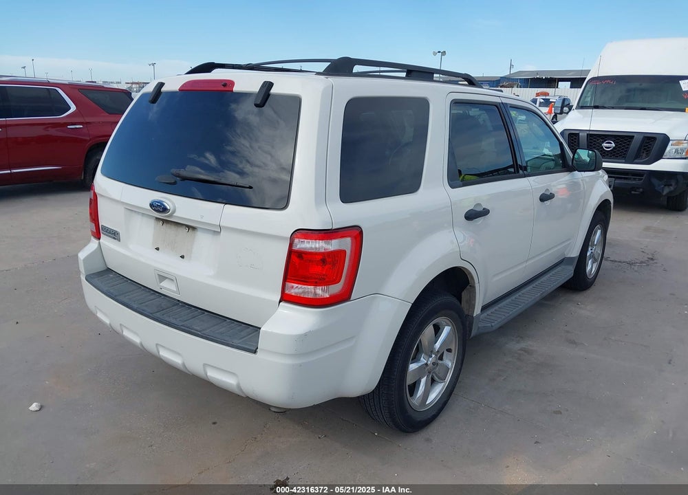 2011 FORD ESCAPE VIN: 1FMCU0D78BKB52619