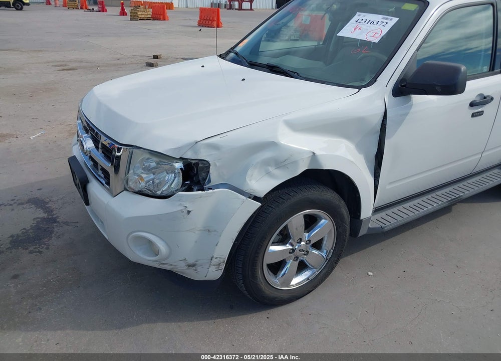 2011 FORD ESCAPE VIN: 1FMCU0D78BKB52619