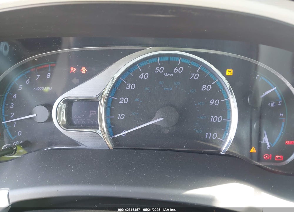2013 TOYOTA SIENNA LIMITED V6 7 PASSENGER/XLE V6 7 PASSENGER AUTO ACCESS SEAT/XLE V6 8 PASSENGER VIN: 5TDYK3DC4DS337907