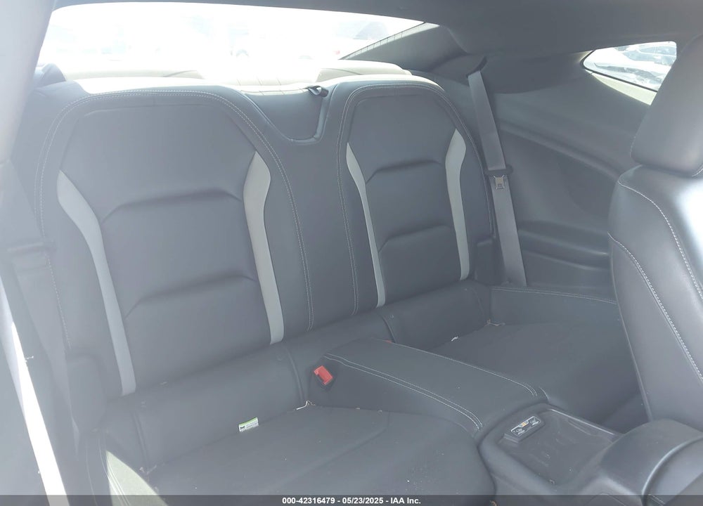 2016 CHEVROLET CAMARO VIN: 1G1FH1R71G0160612