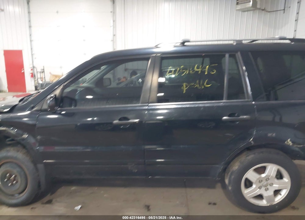 2004 HONDA PILOT EX-L VIN: 2HKYF18624H591733